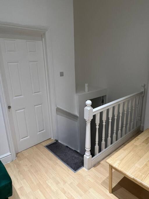 001- Lovely 3-Bedroom Very Close To Oxford Street Londen Buitenkant foto
